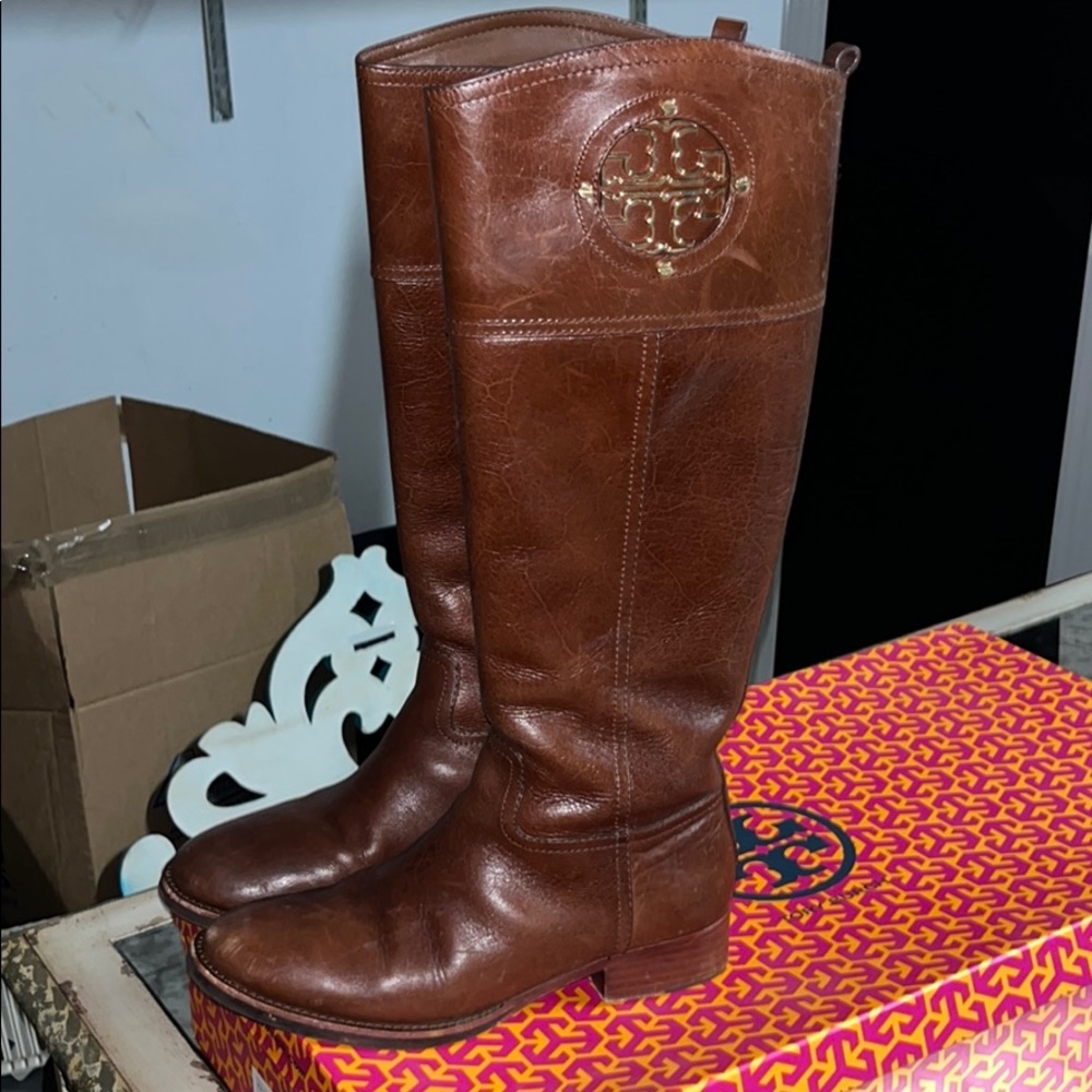 Brown leather Tory Burch boots